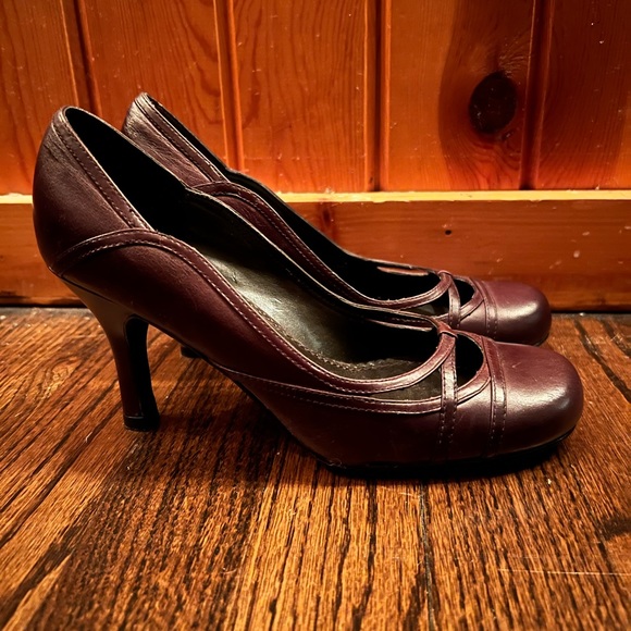 Vintage Steve Madden shoes - Picture 1 of 5